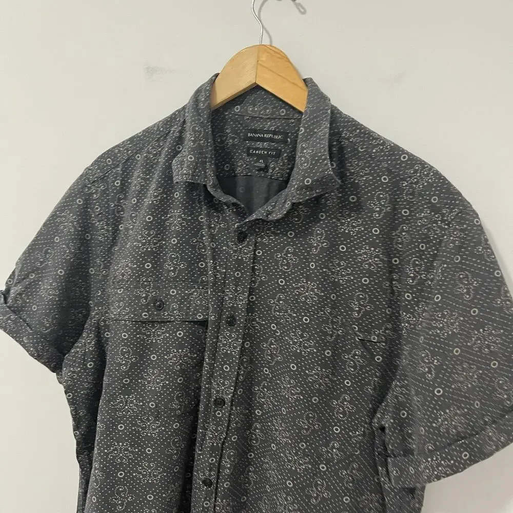 Banana Republic Gray Print Button Up Camden Fit Top Size XL